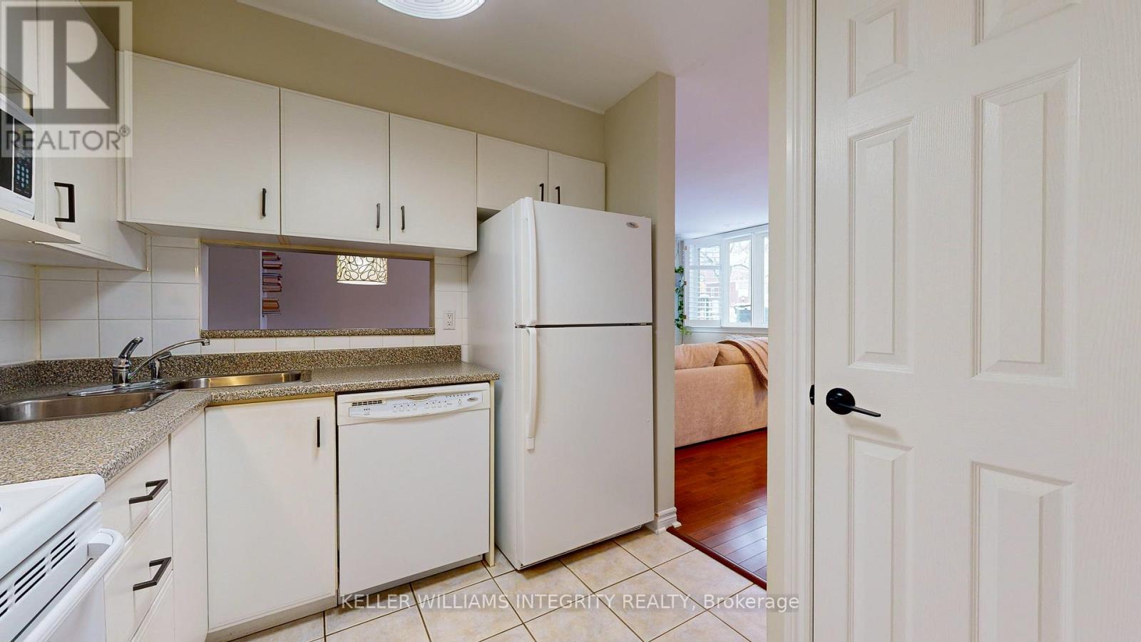 245 Cumberland Street Property Photo 18