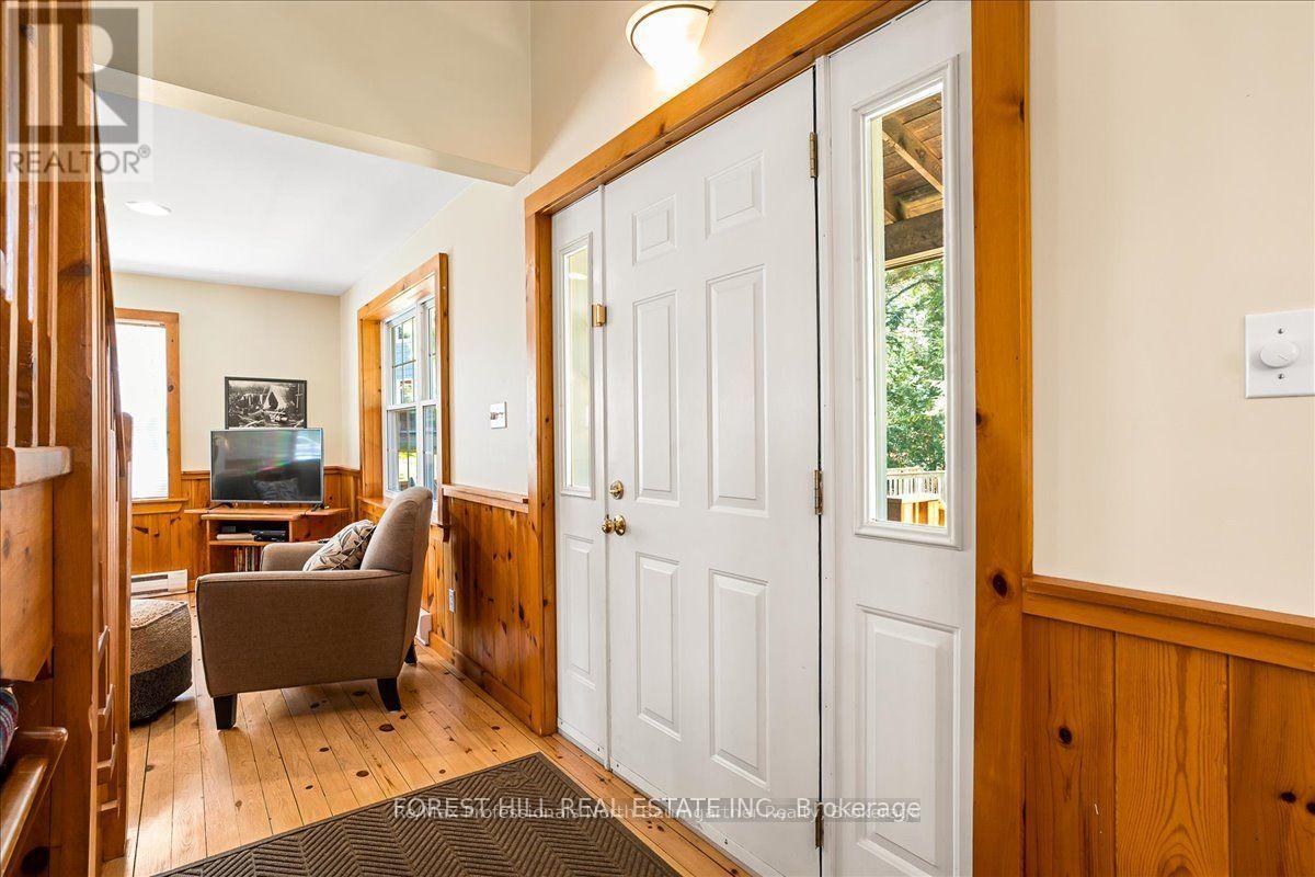 1033 Carnegie Ln Property Photo 7