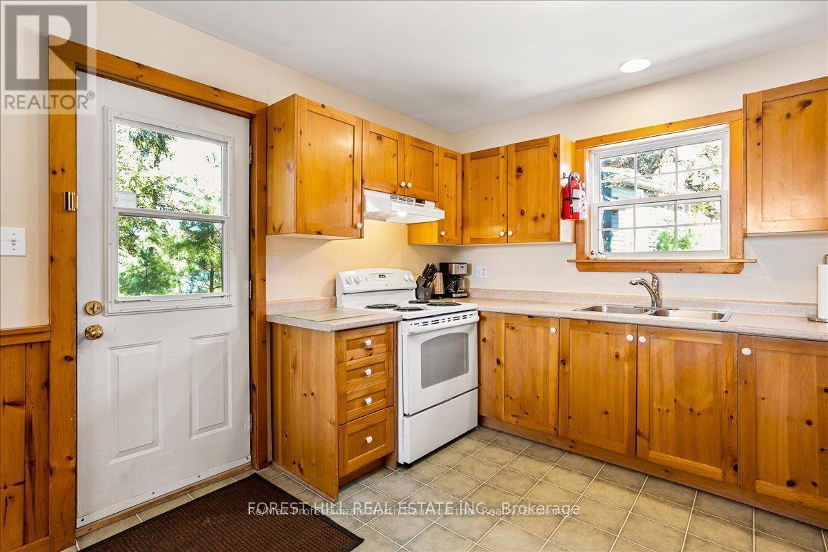 1033 Carnegie Ln Property Photo 11
