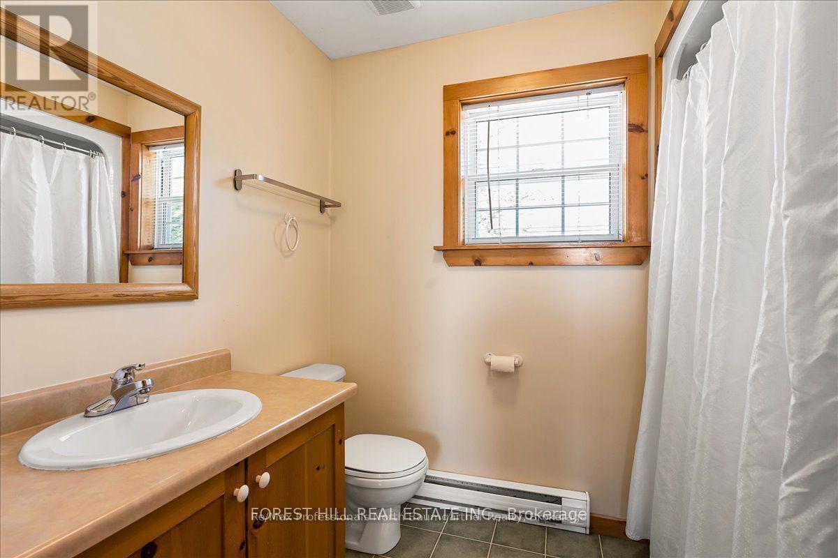 1033 Carnegie Ln Property Photo 22