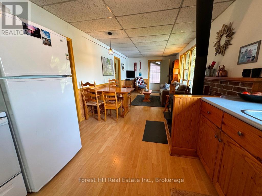 1023 Twilight Close Lane W Property Photo 28
