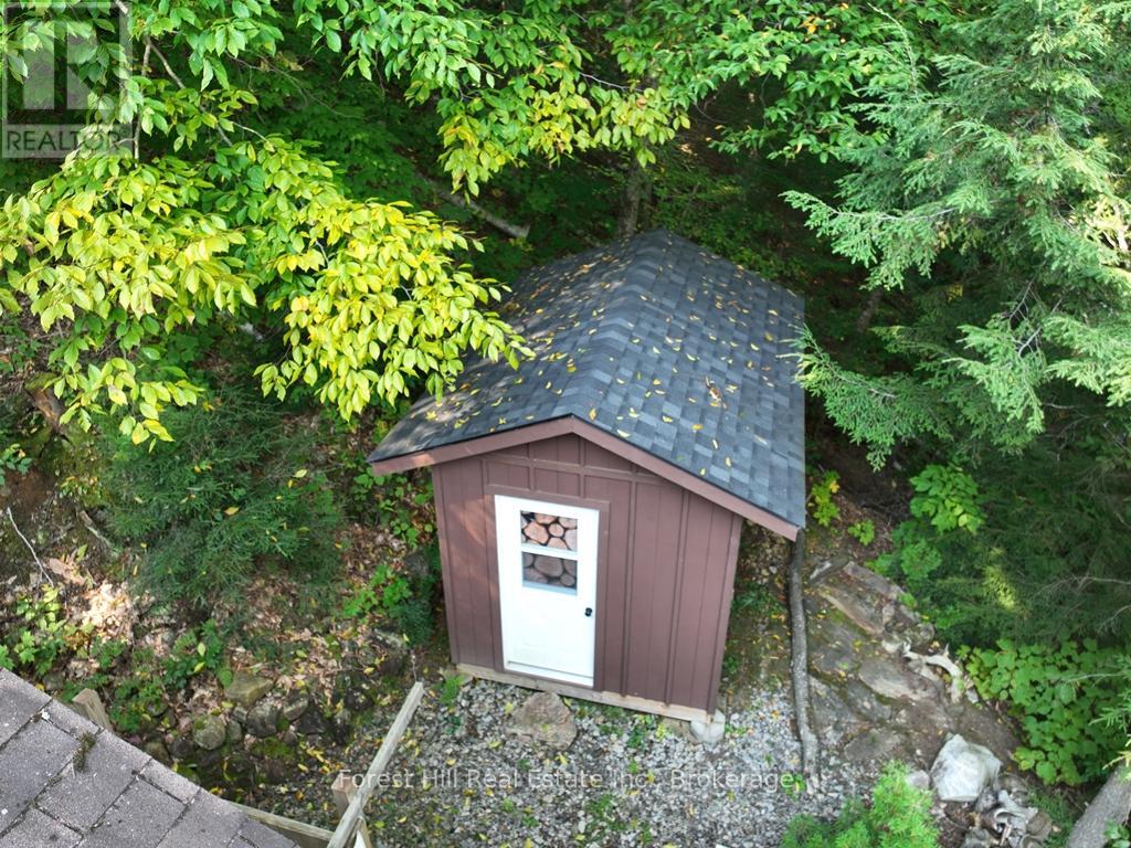 1023 Twilight Close Lane W Property Photo 36