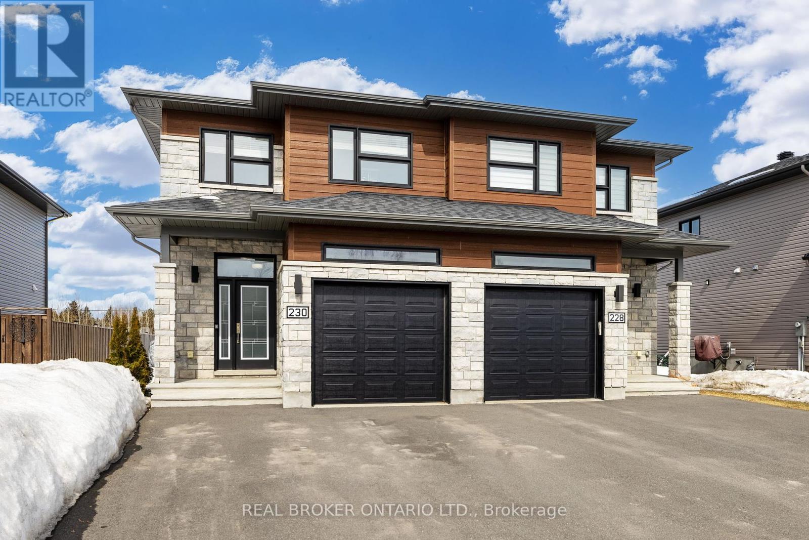 230 Argile Street Property Photo
