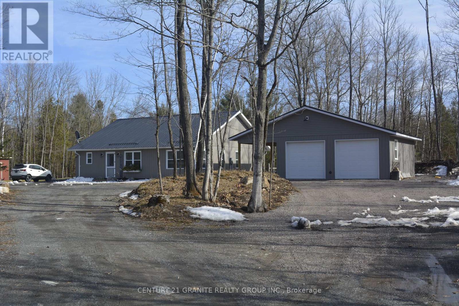 104822 Hwy 7 Property Photo