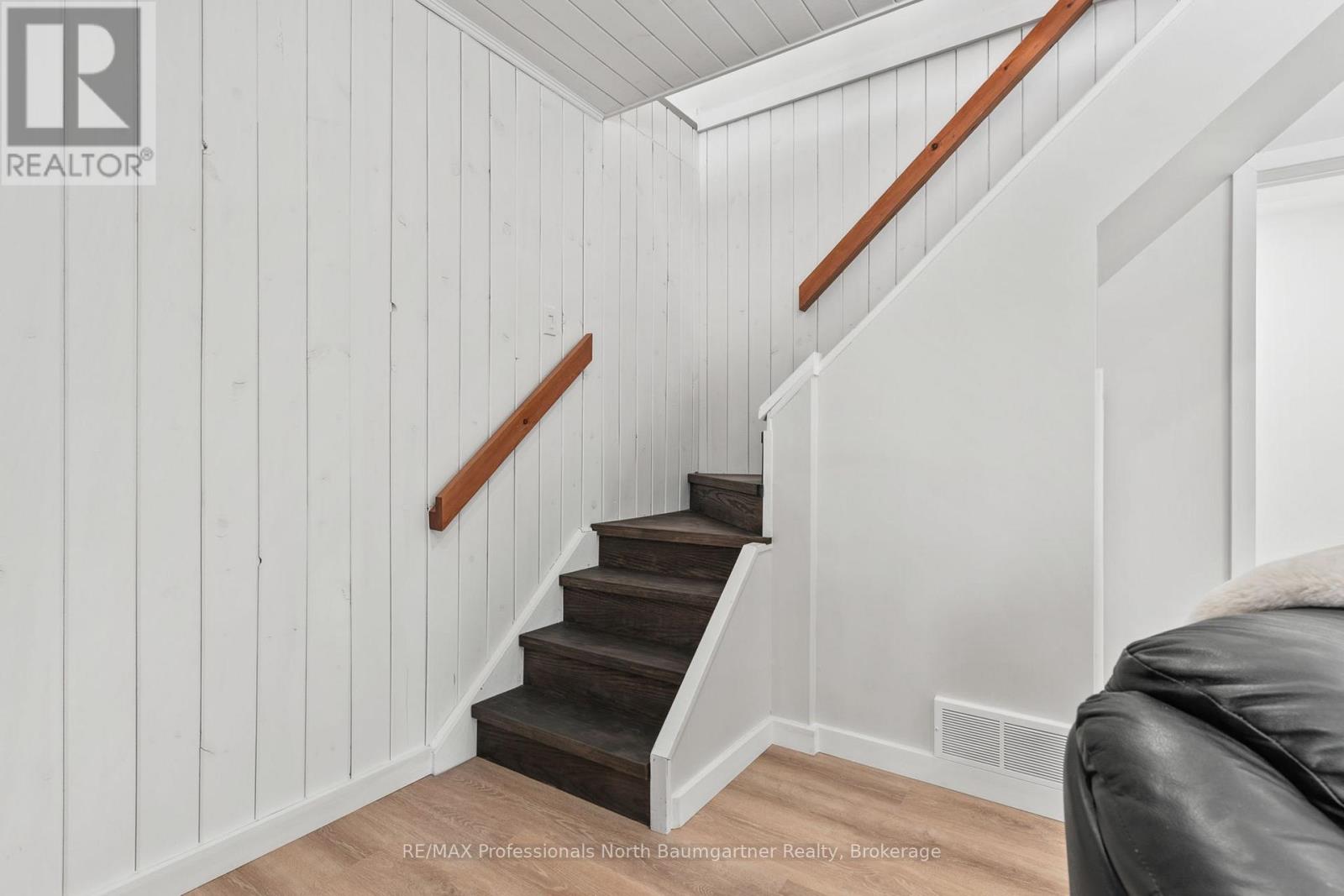 1035 Graydon Lane Property Photo 27