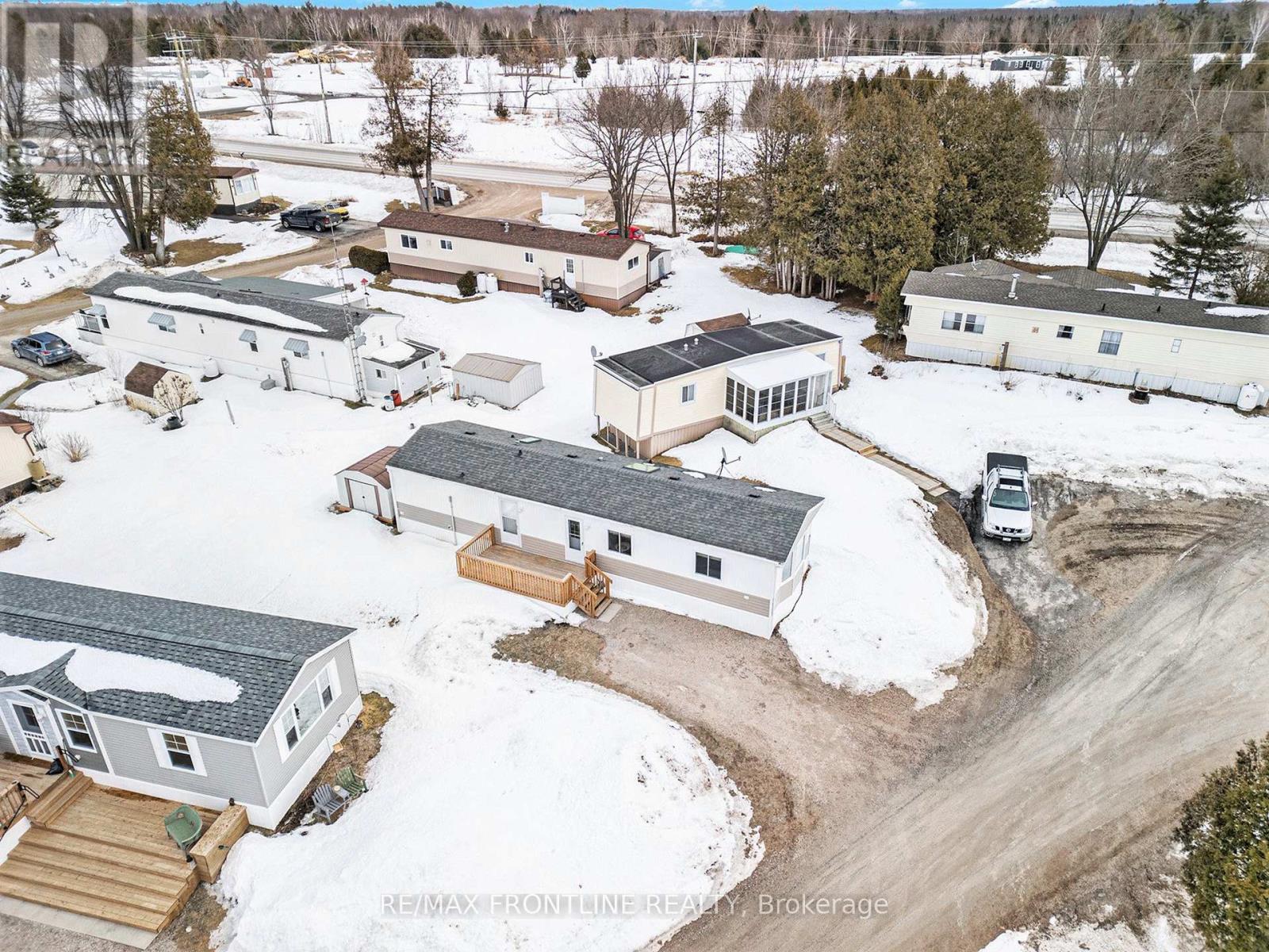 261 Hillview Rd Property Photo