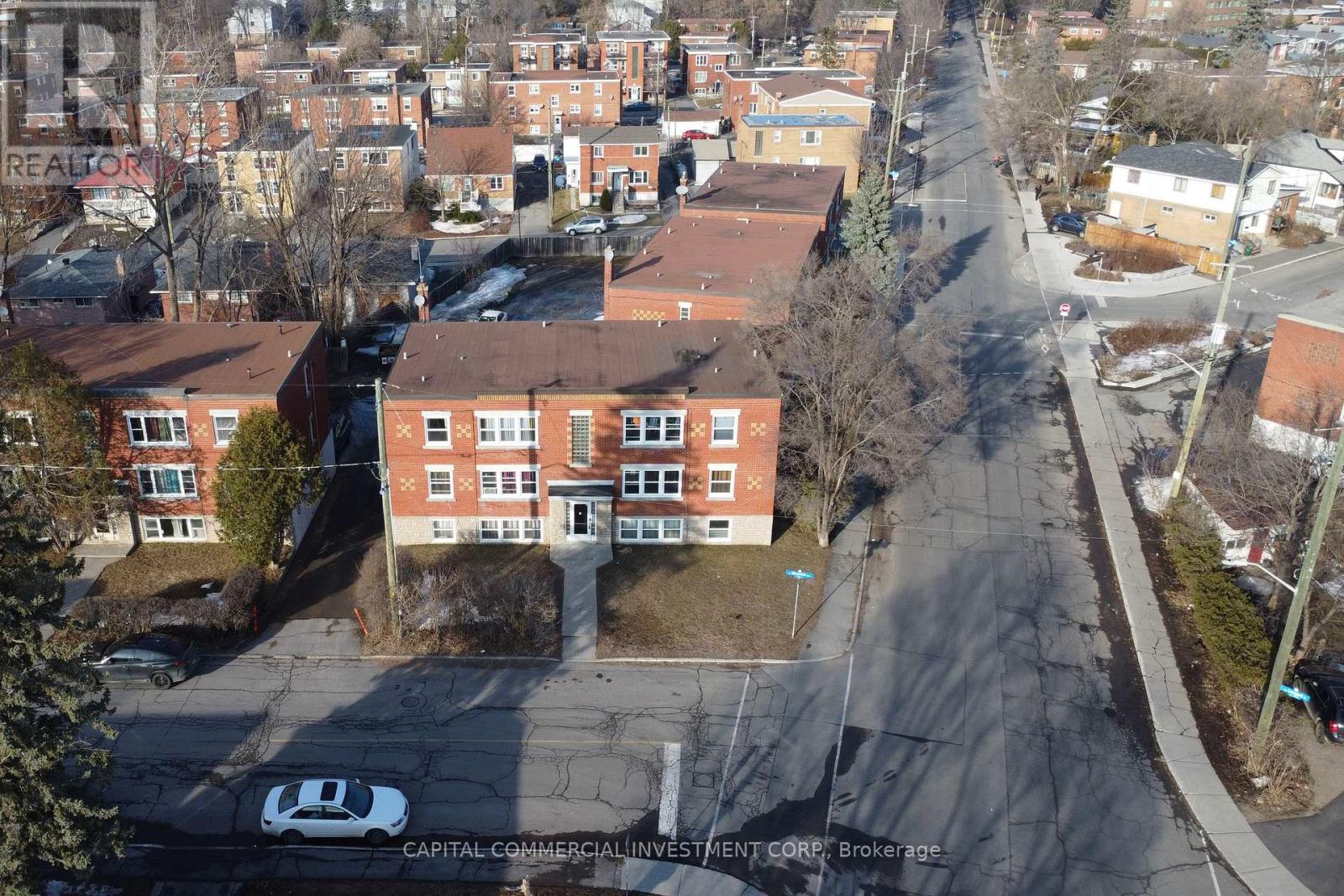155 Marquette Avenue Property Photo 5