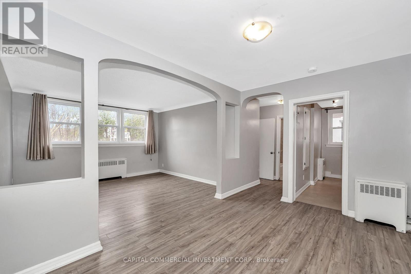 155 Marquette Avenue Property Photo 12