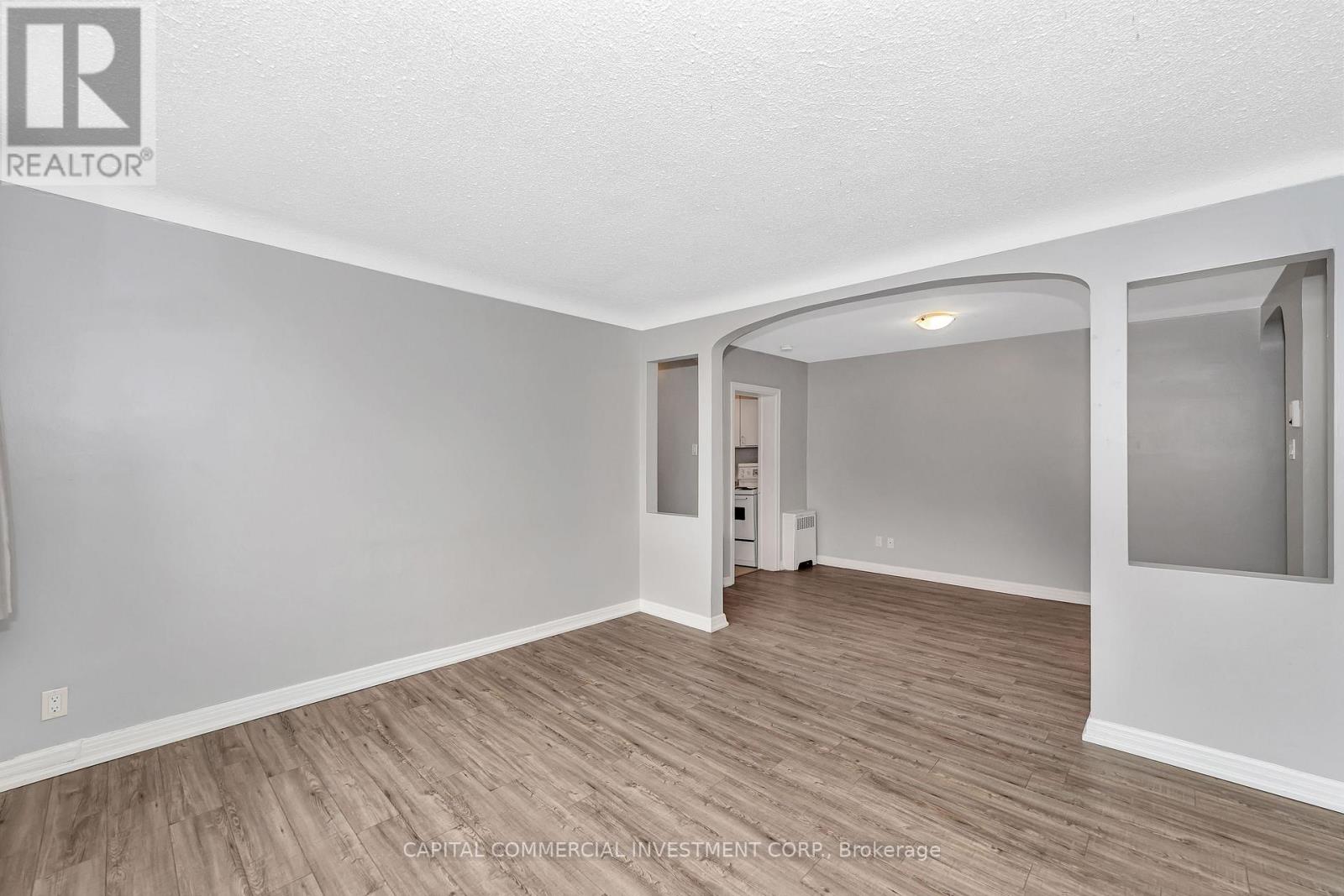 155 Marquette Avenue Property Photo 13