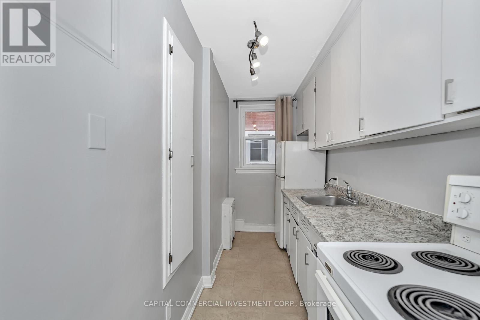 155 Marquette Avenue Property Photo 14