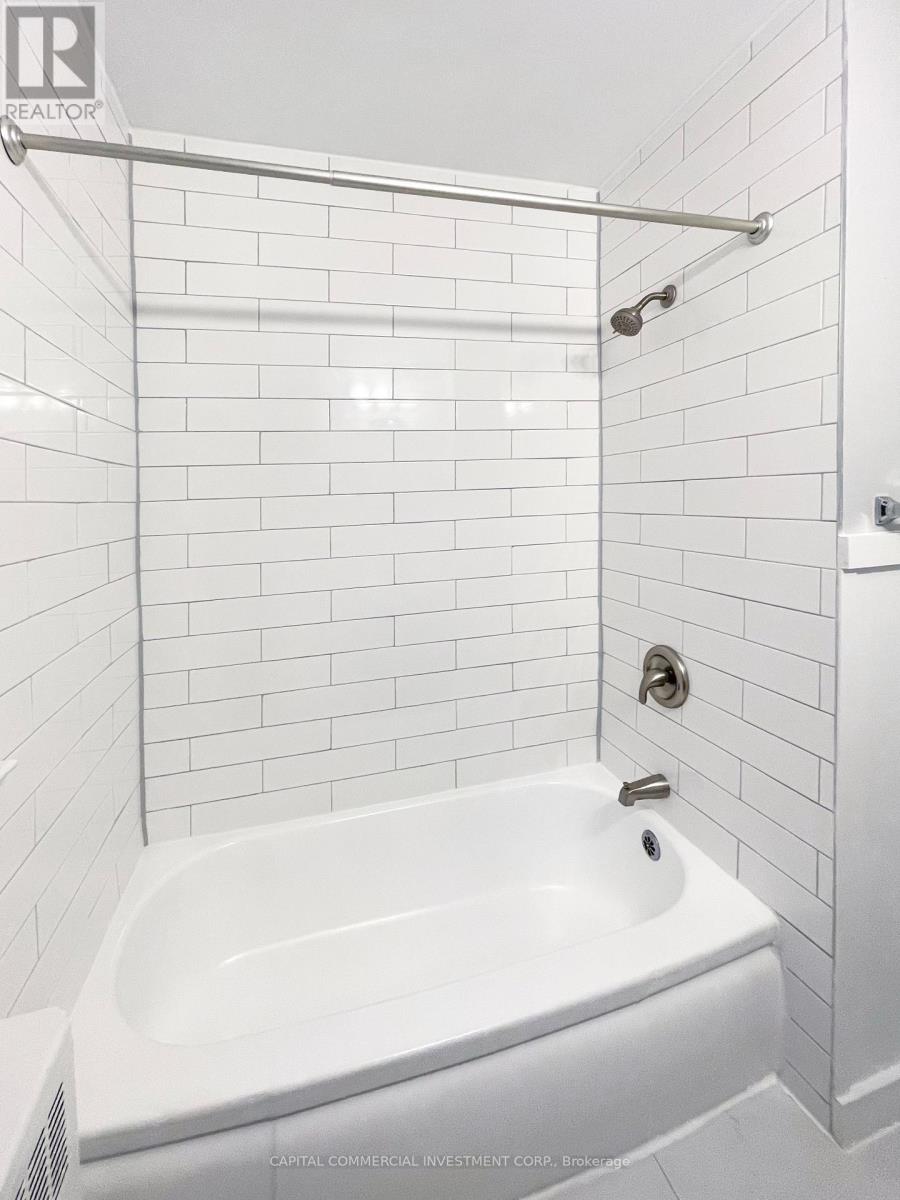 155 Marquette Avenue Property Photo 18