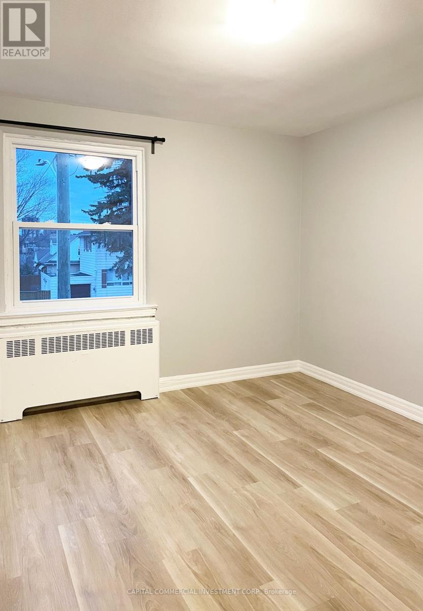 155 Marquette Avenue Property Photo 20