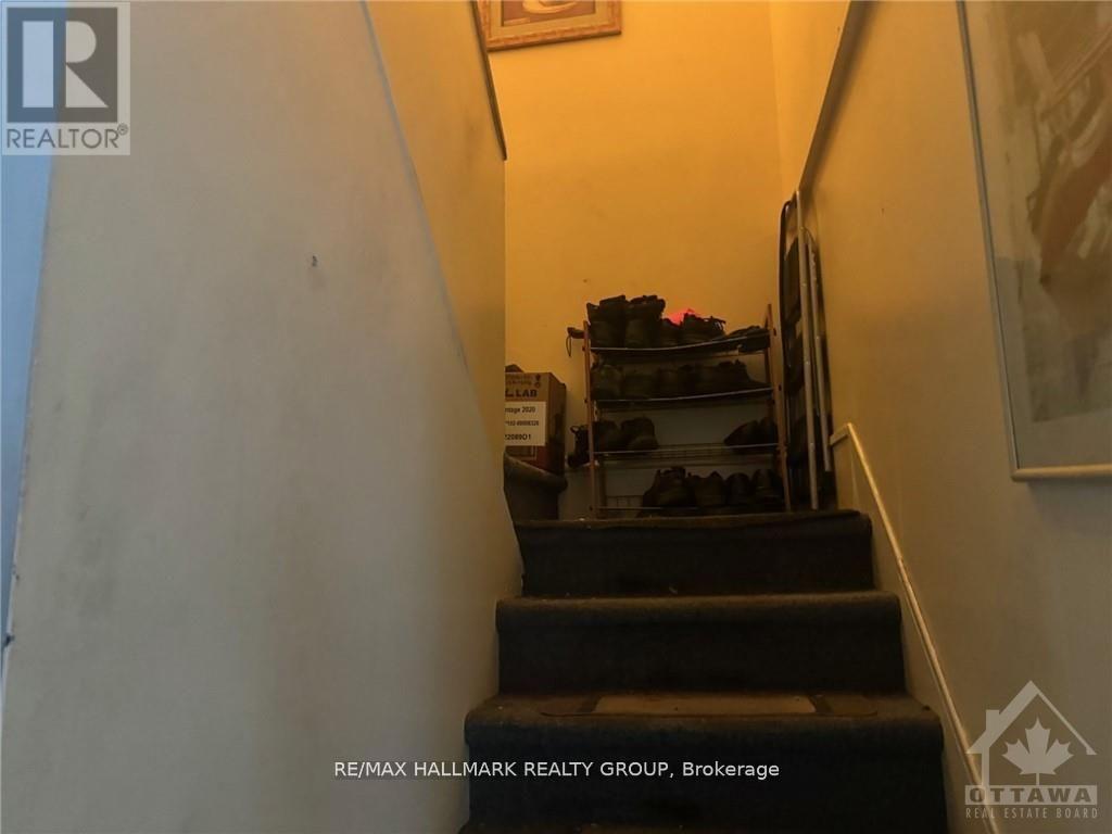 26 Wilson Street W Property Photo 11