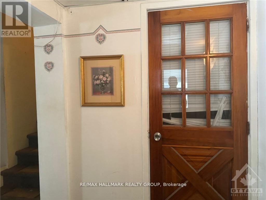 26 Wilson Street W Property Photo 14