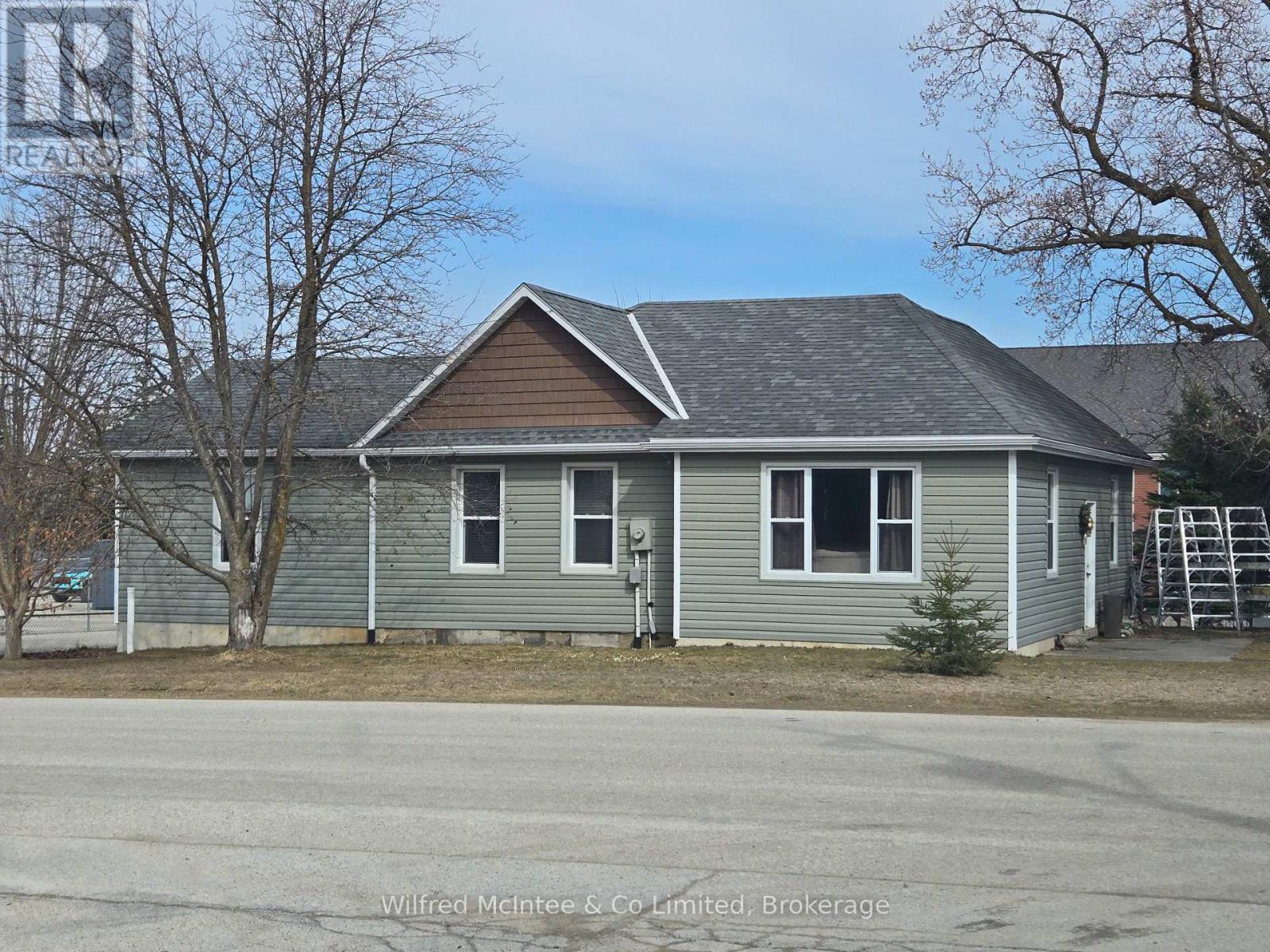 10 Wallace Street Property Photo