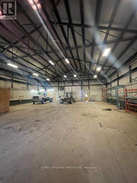 18060 Glen Rd Property Photo 4