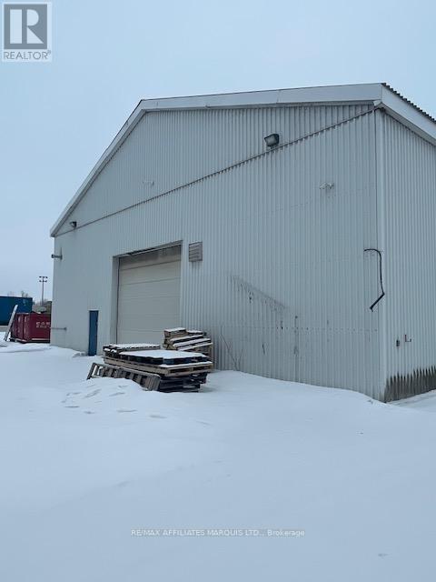 18060 Glen Rd Property Photo 7