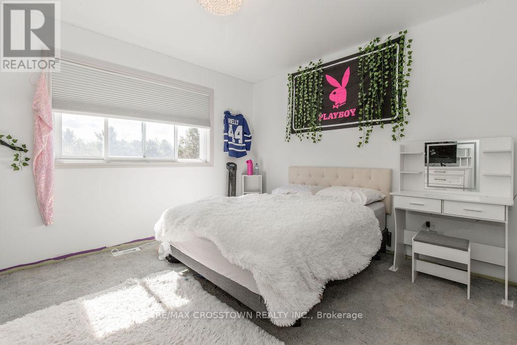 776 Monck Road Property Photo 33