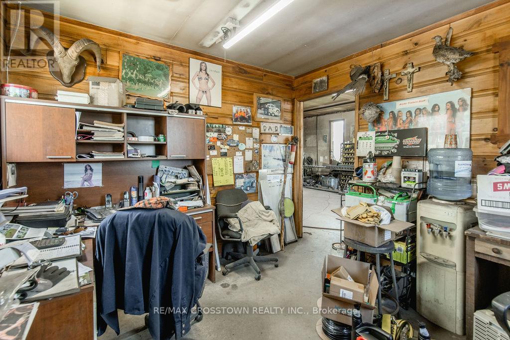 776 Monck Road Property Photo 43