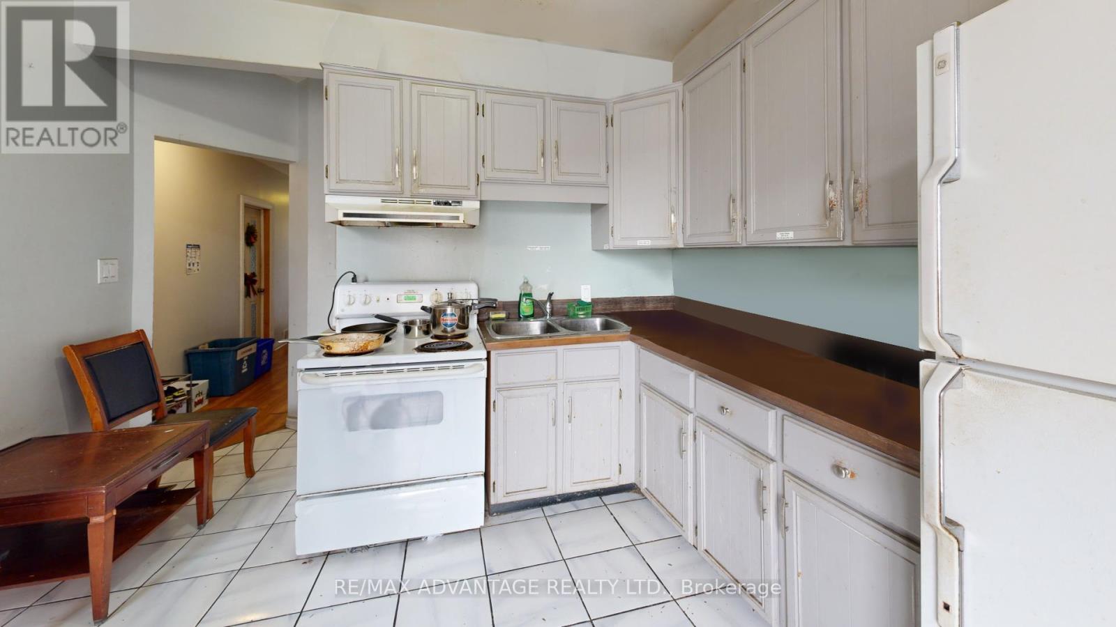 193 Wharncliffe Road N Property Photo 16