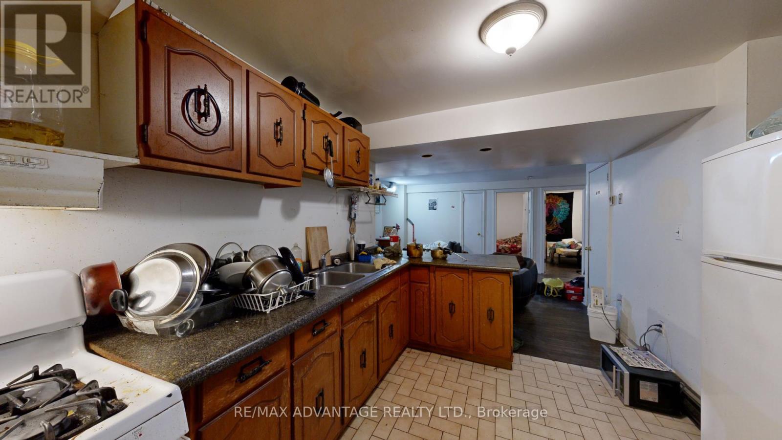 193 Wharncliffe Road N Property Photo 26