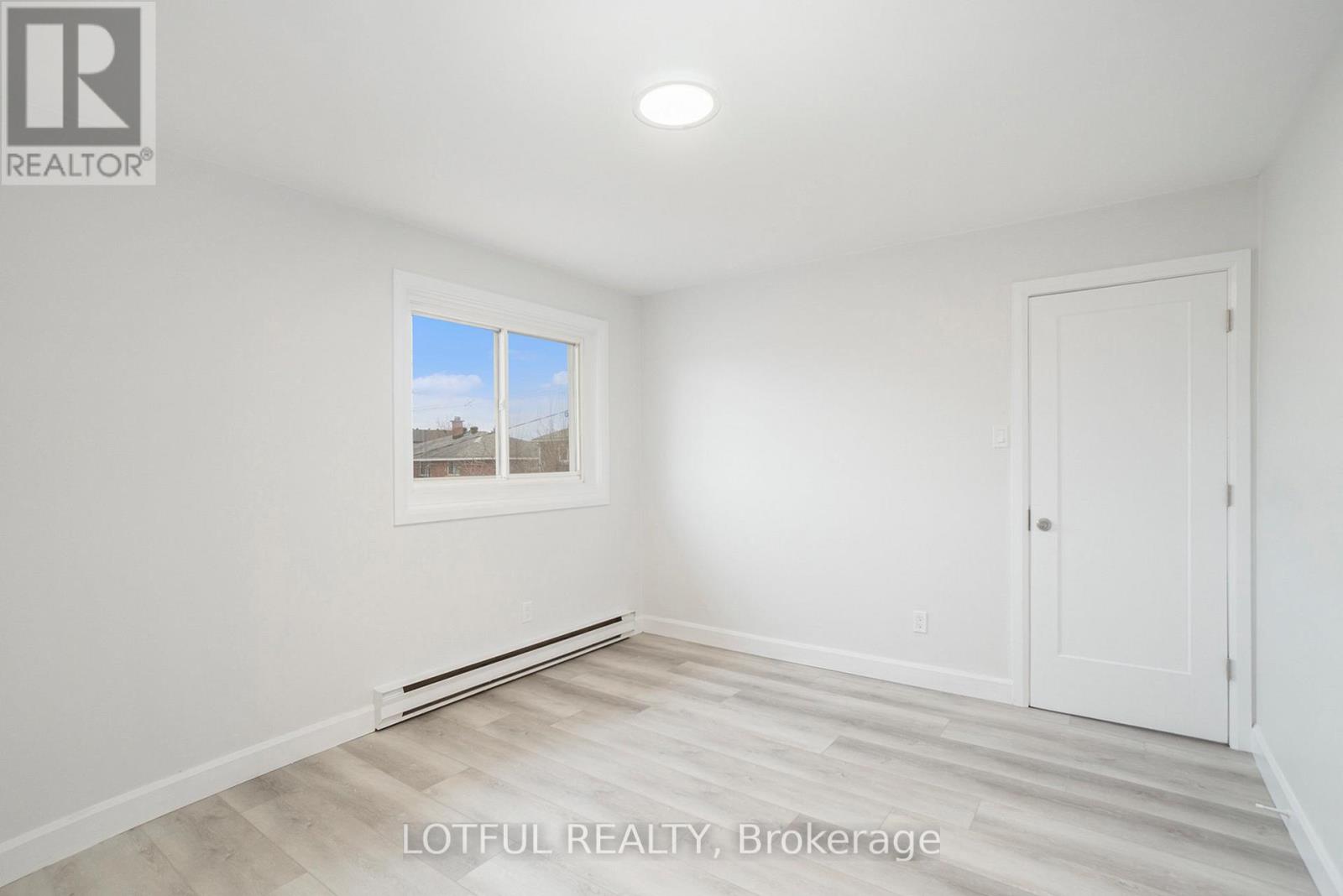 6 - 484 Queen Mary Street Property Photo 11