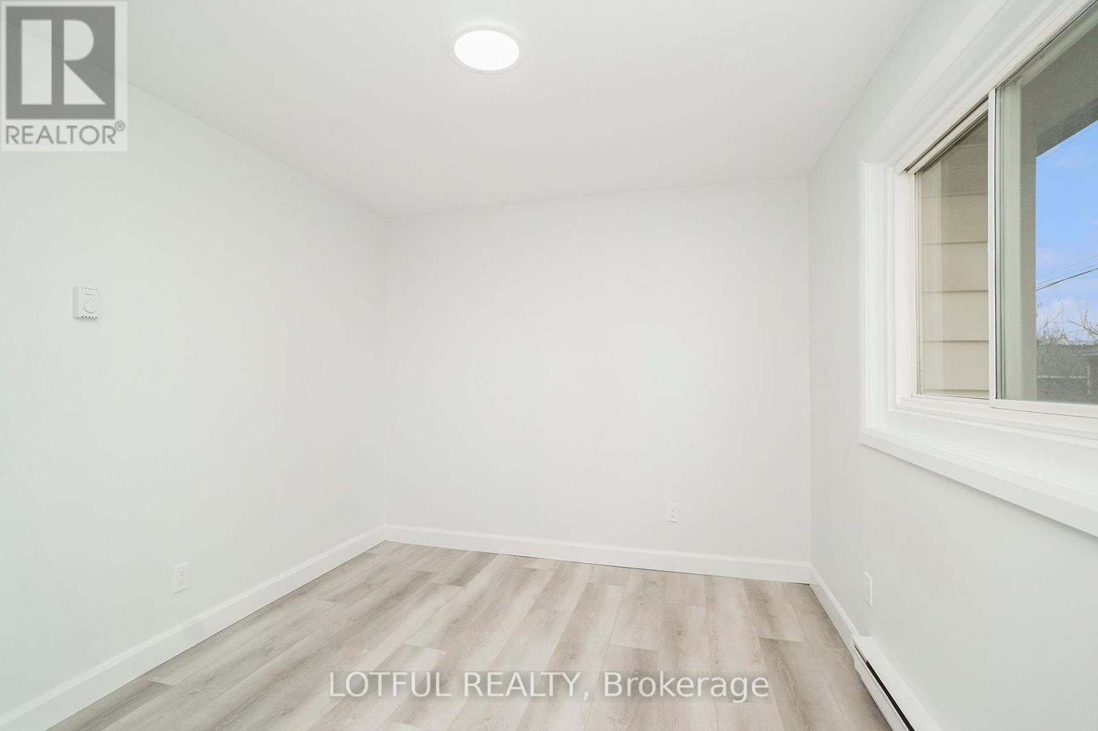 6 - 484 Queen Mary Street Property Photo 12