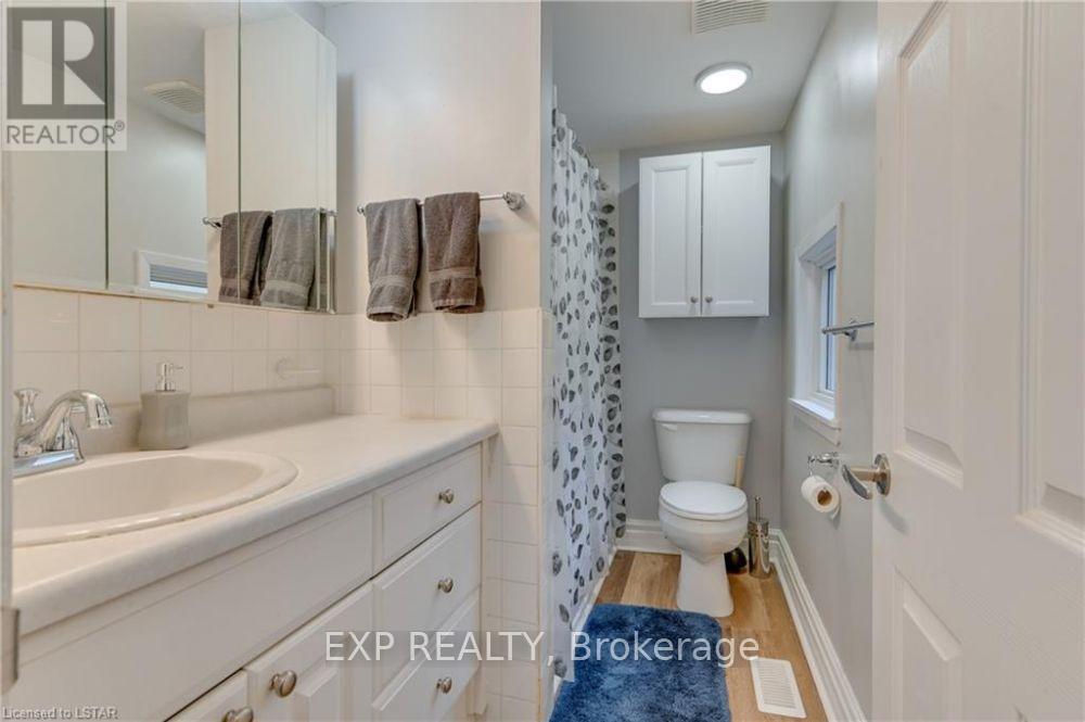 12 Cartwright Street Property Photo 11