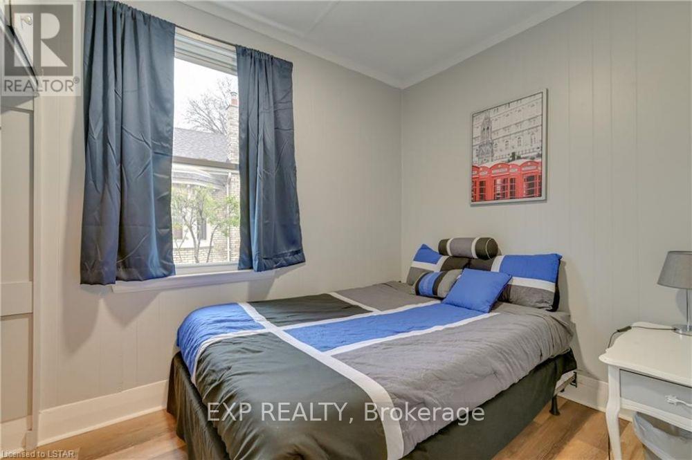 12 Cartwright Street Property Photo 18