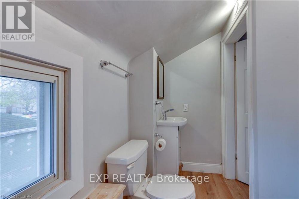 12 Cartwright Street Property Photo 26