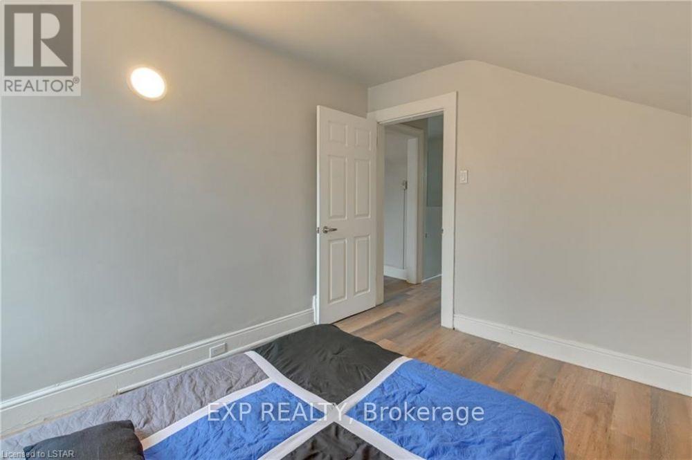 12 Cartwright Street Property Photo 30