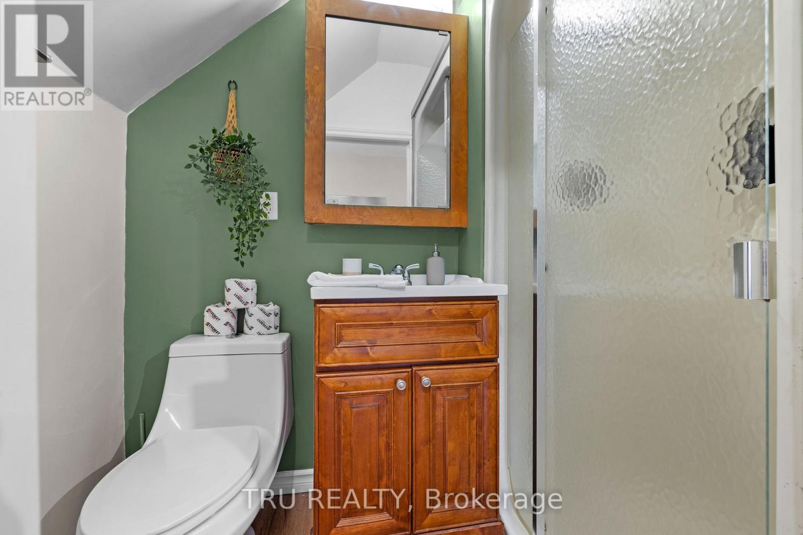 1 - 160 Metcalfe Street Property Photo 14