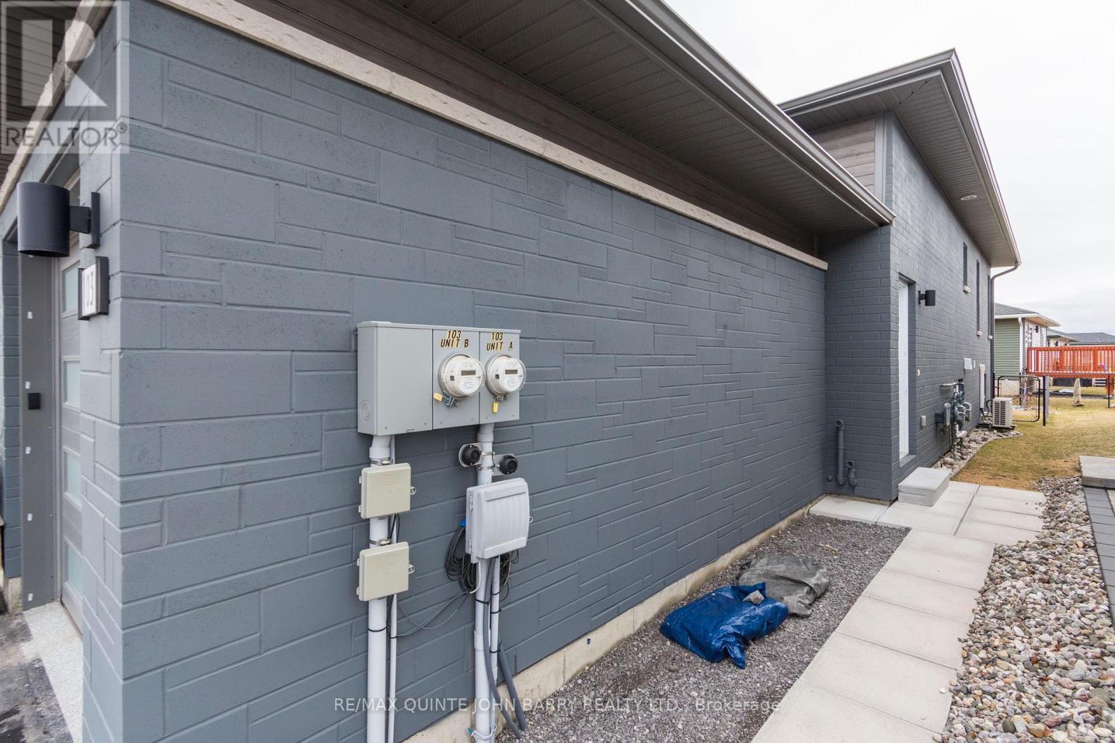 103 Dewal Place Property Photo 4