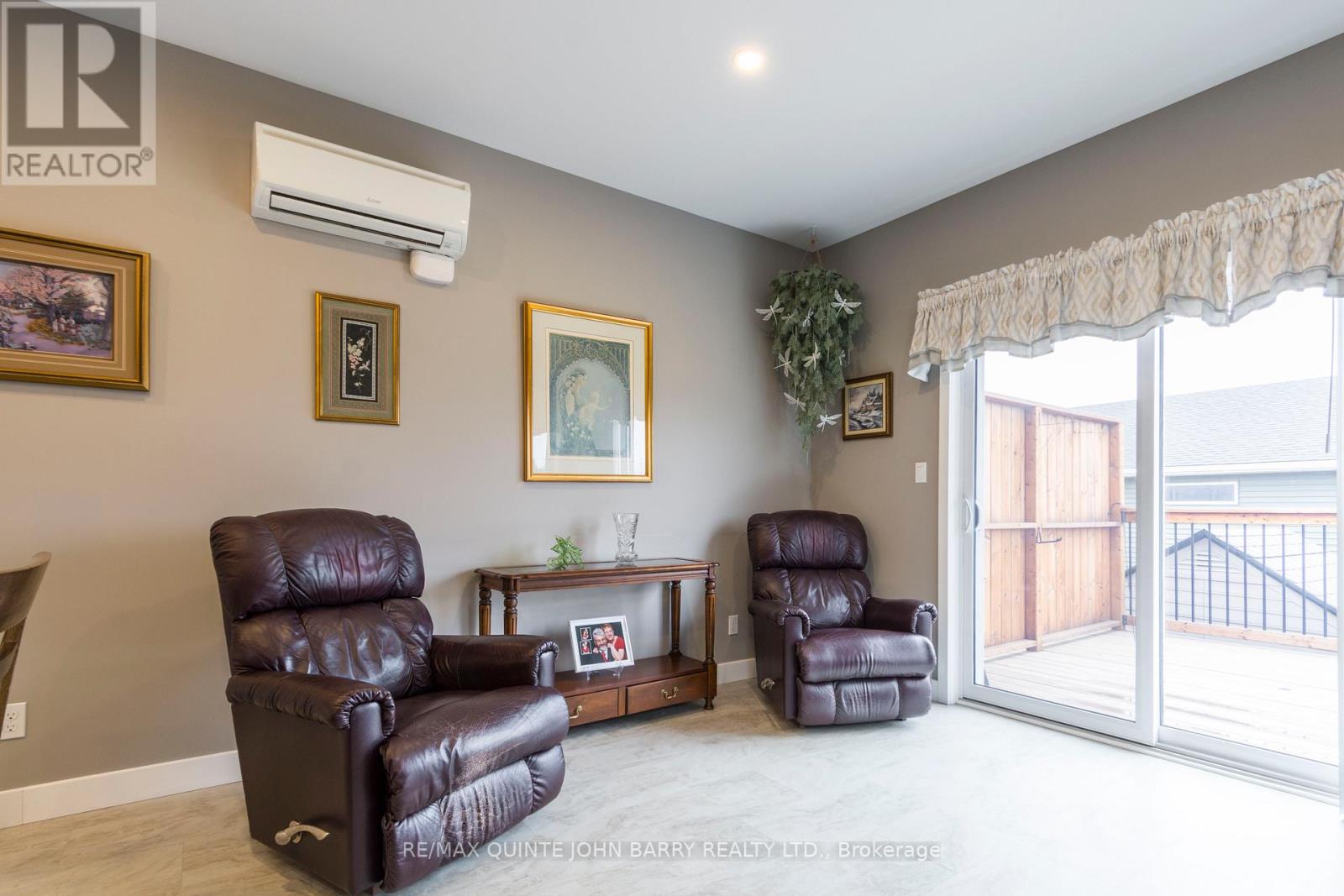 103 Dewal Place Property Photo 8