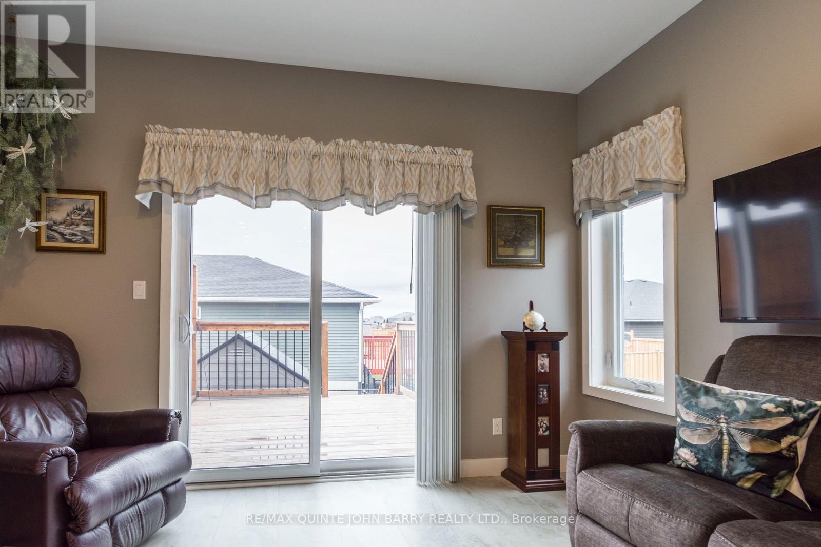 103 Dewal Place Property Photo 9