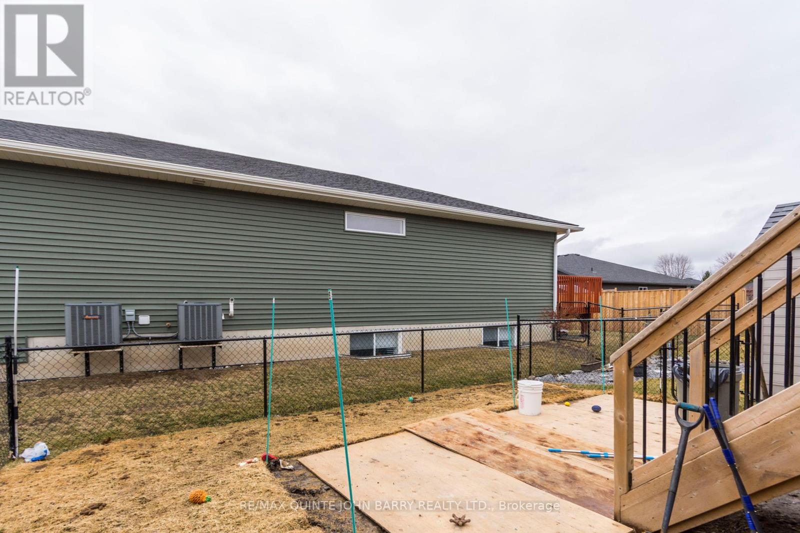 103 Dewal Place Property Photo 39