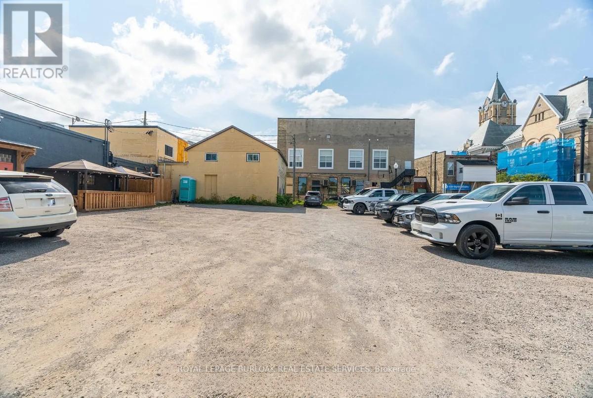 14 St Catharine Street Property Photo 8