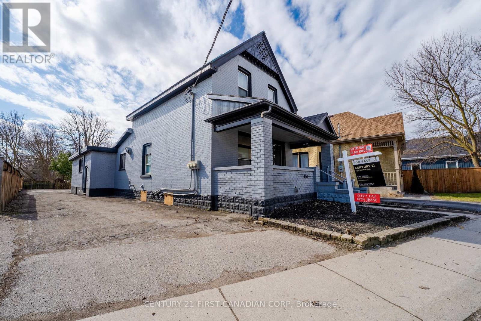 451 Hamilton Road Property Photo 2