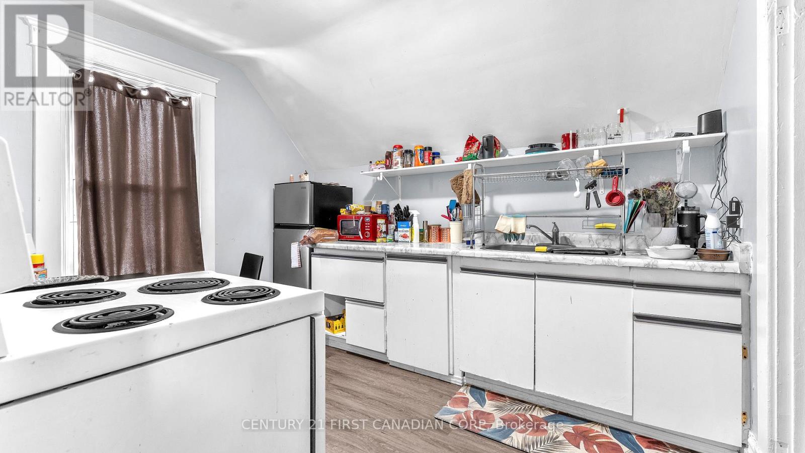 451 Hamilton Road Property Photo 10