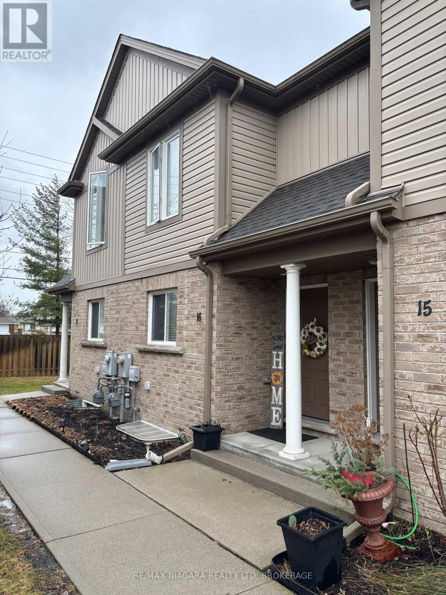 16 - 6118 KELSEY CRESCENT Property Photo 1