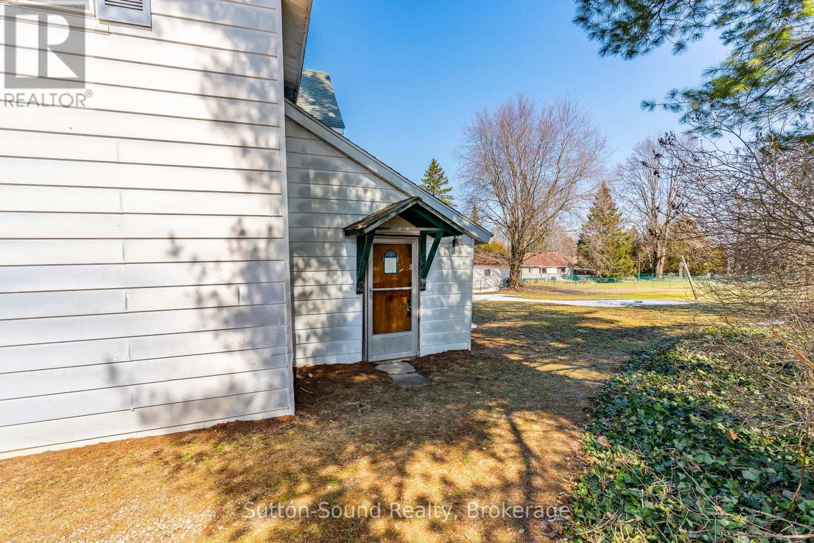 443 And 445 Taylor Street Property Photo 3