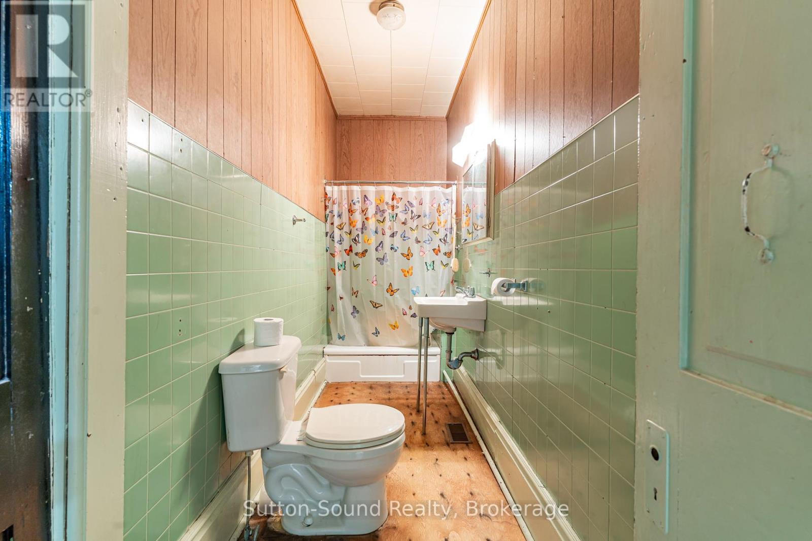443 And 445 Taylor Street Property Photo 16