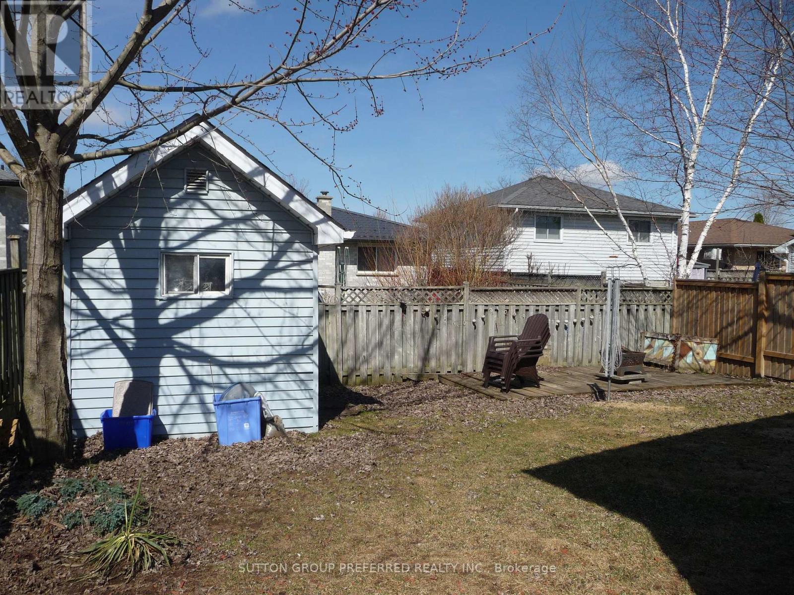175 Portsmouth Crescent E Property Photo 26