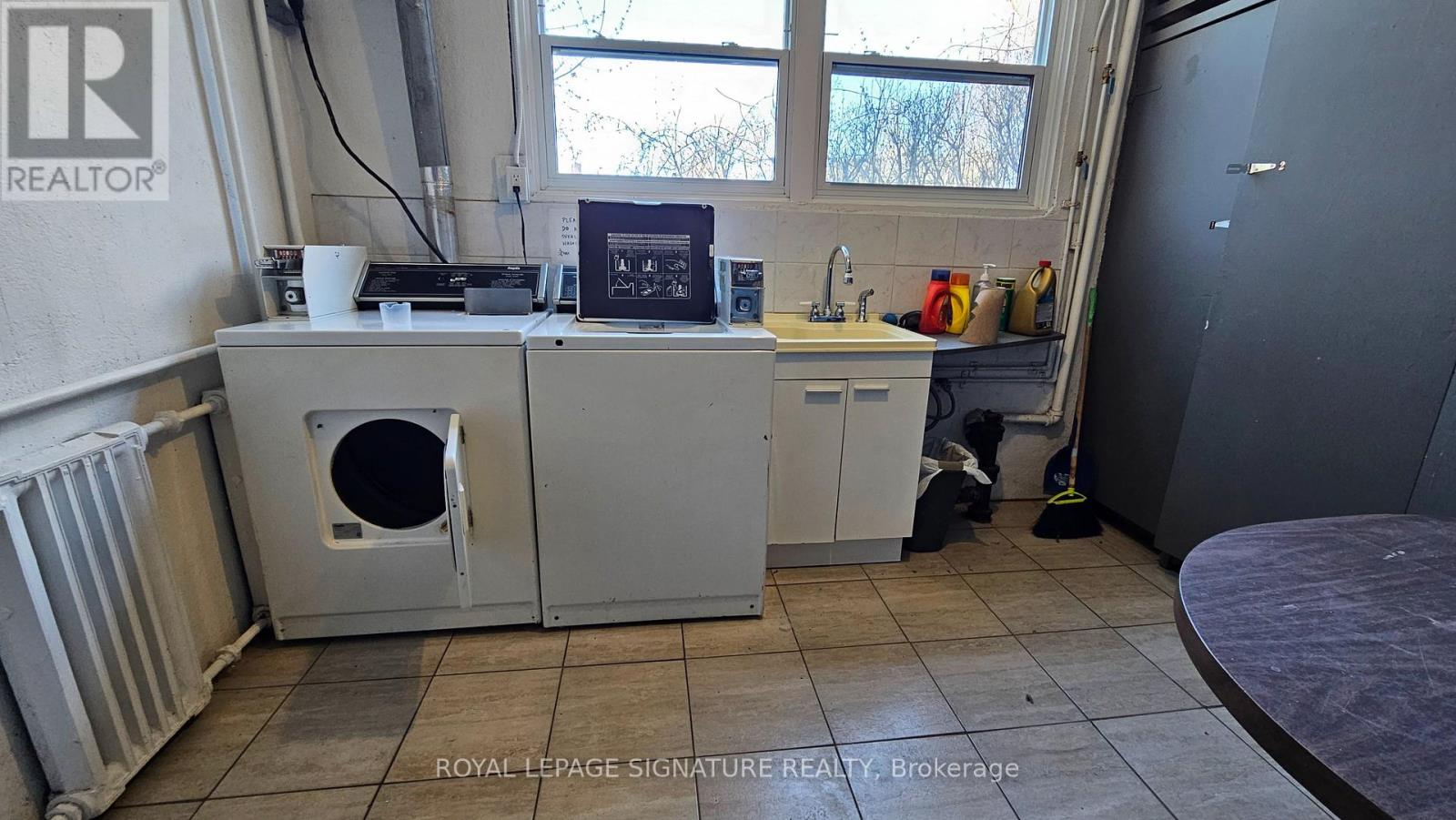 99 Douglas Street Property Photo 24