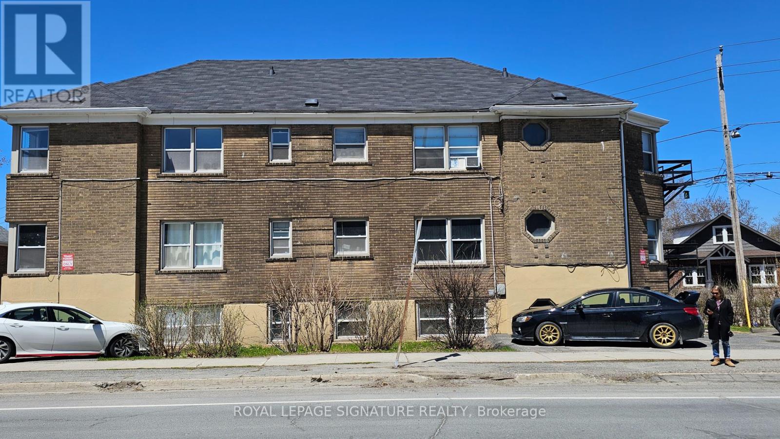 99 Douglas Street Property Photo 1