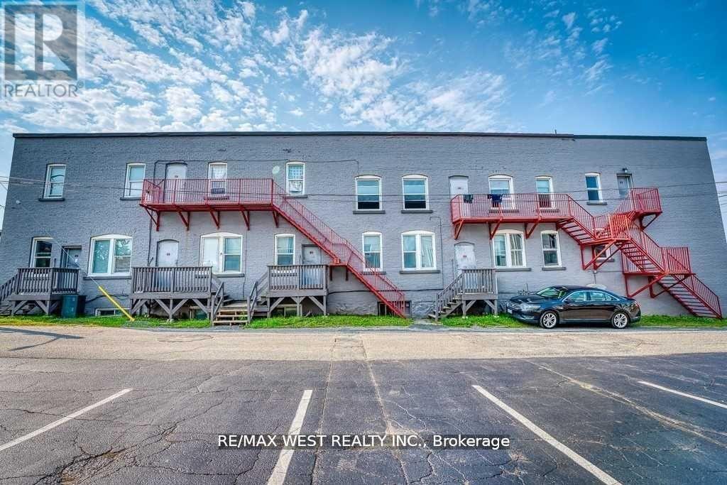 44 Frood Road Property Photo