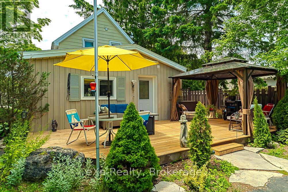 601 Dawson Street Property Photo 9