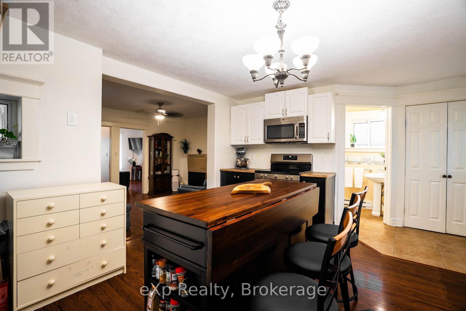 601 Dawson Street Property Photo 15