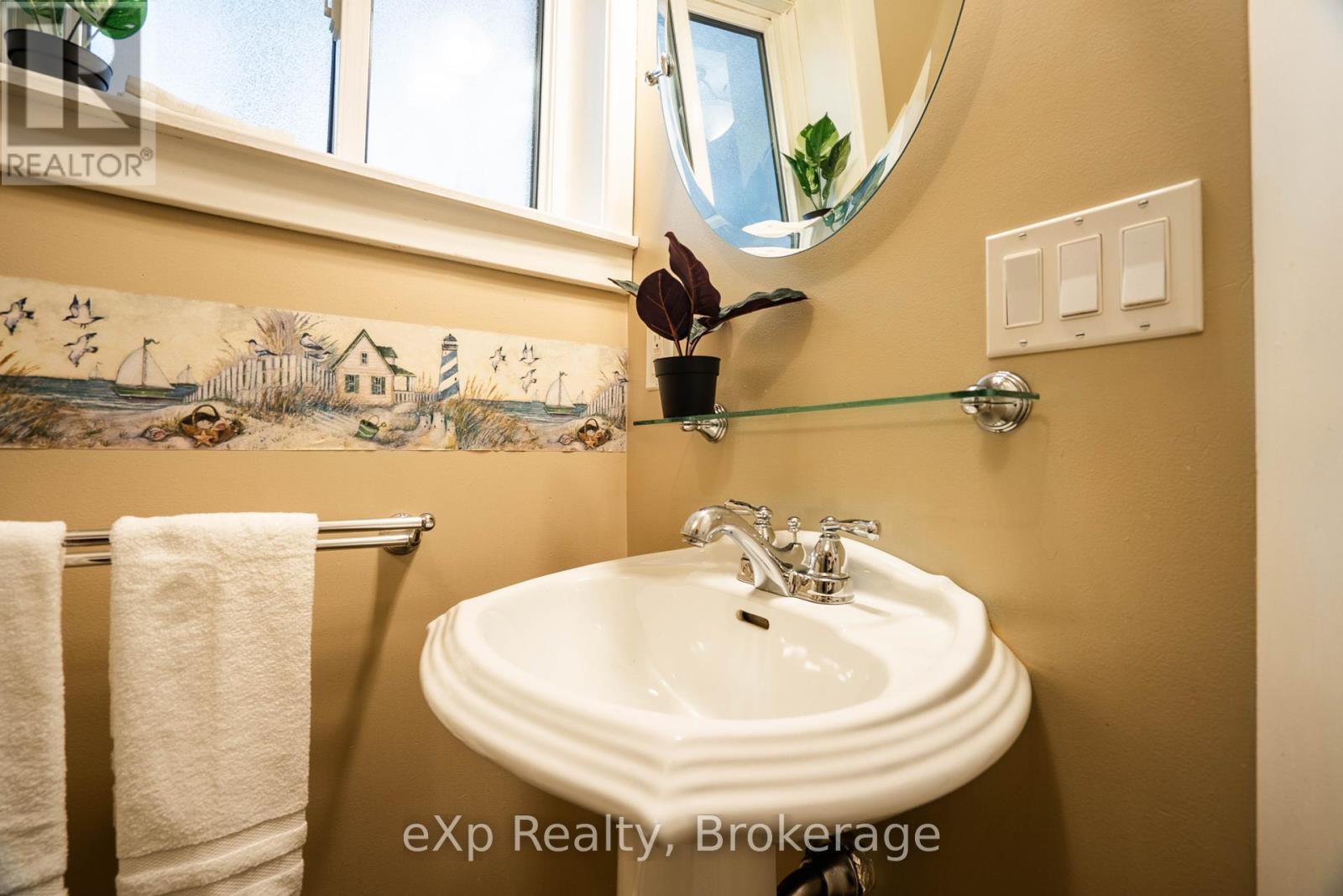 601 Dawson Street Property Photo 16