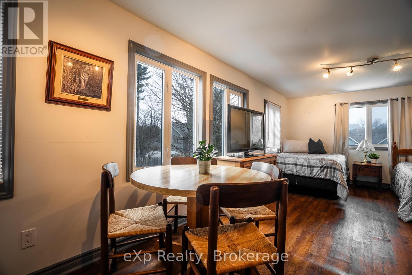 601 Dawson Street Property Photo 34